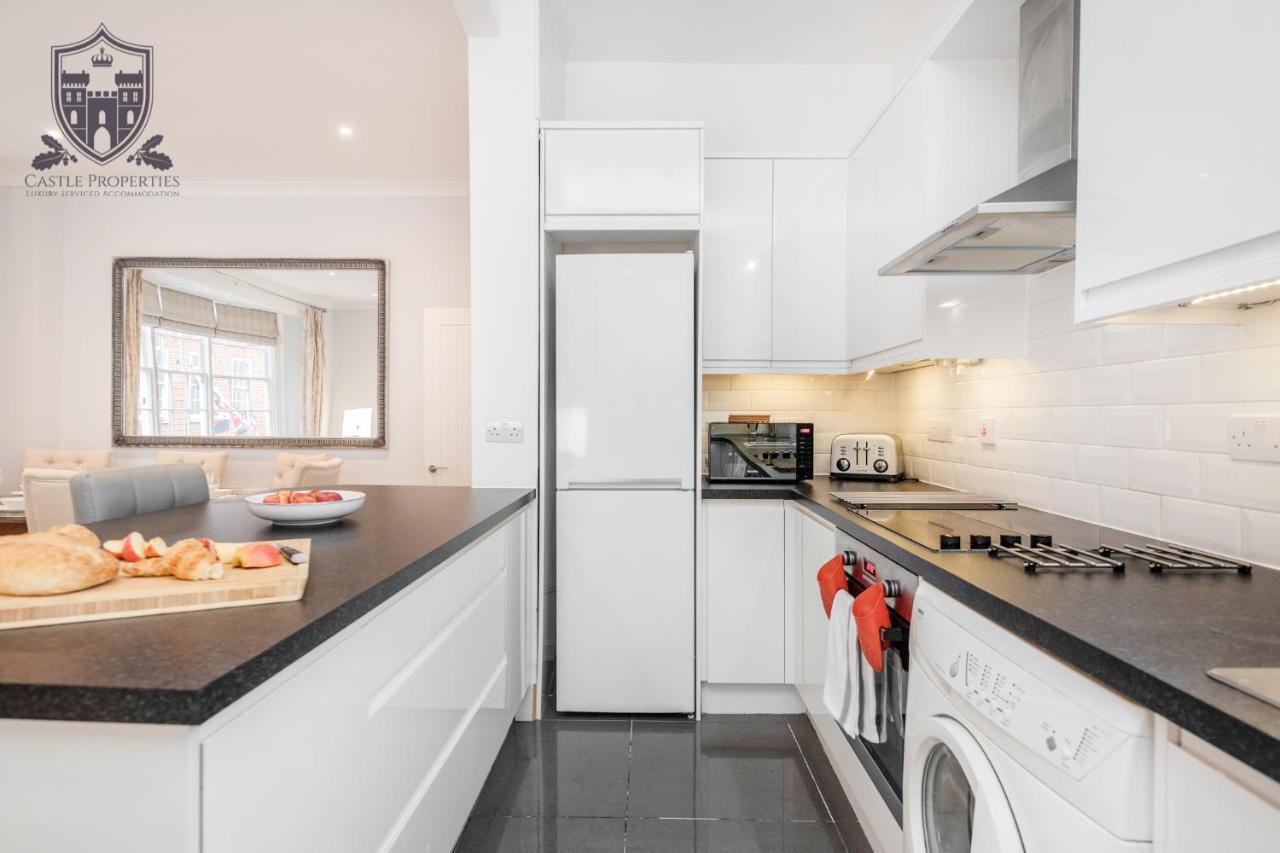 Castle Properties: The Sovereign 5 Bed Town House 윈저 외부 사진