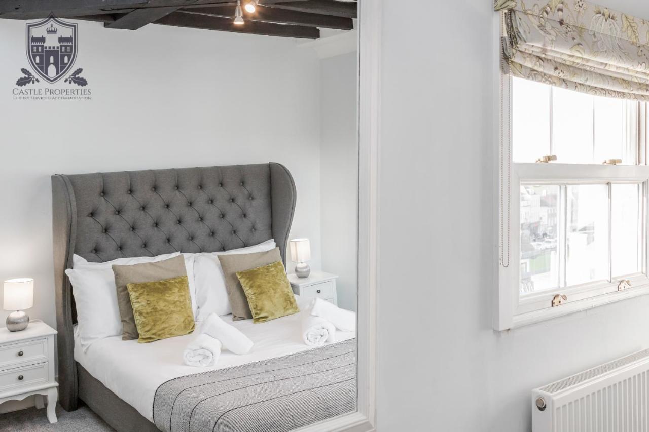 Castle Properties: The Sovereign 5 Bed Town House 윈저 외부 사진