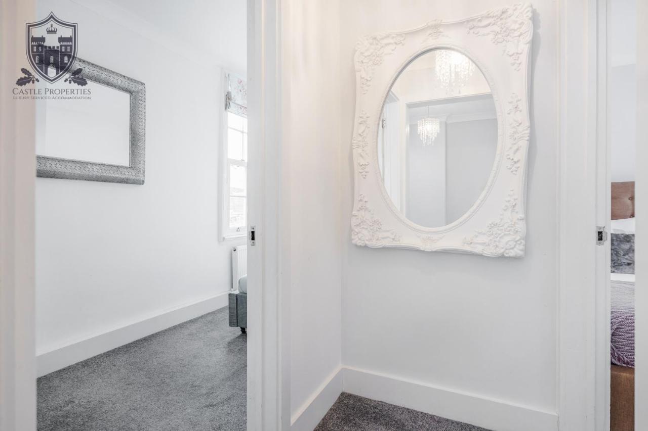 Castle Properties: The Sovereign 5 Bed Town House 윈저 외부 사진